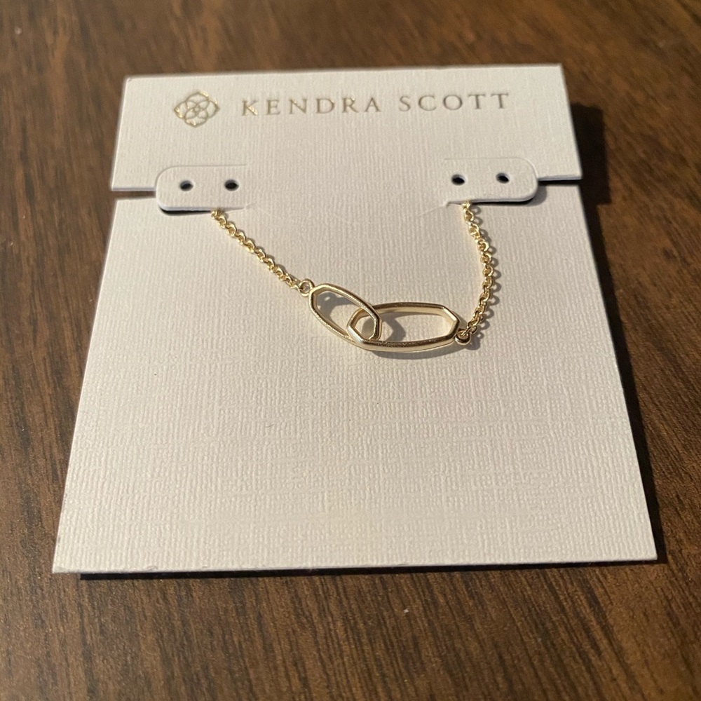 Kendra Scott Sawyer Pendant necklace